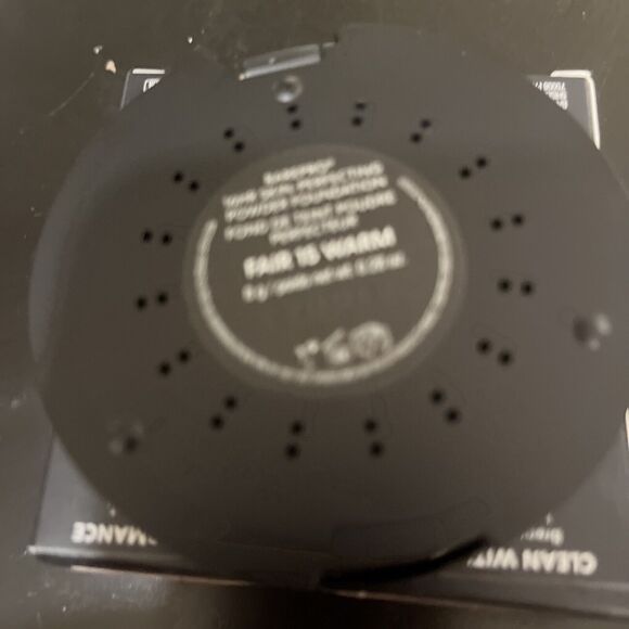 BARE MINERALS ~ BARE PRO 16 HR POWDER FOUNDATION ~ Fair 15 Warm - Picture 3 of 8